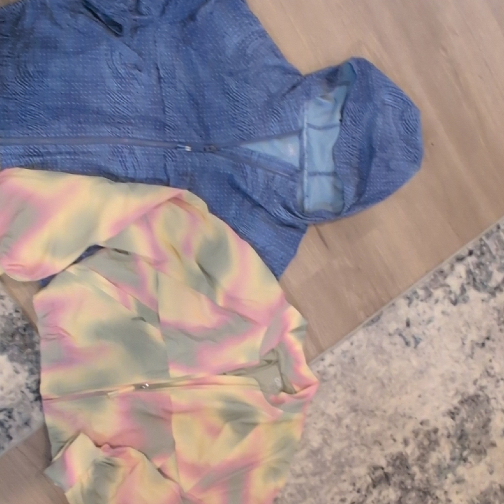 athleta Kids Tie-Dye and Blue Hooded Windbreaker Jackets Athleta Girl XL 14 Nwt